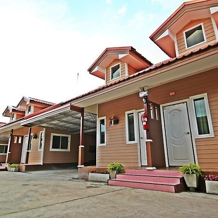 Rojanavee Resort Nakhon Nayok Buitenkant foto