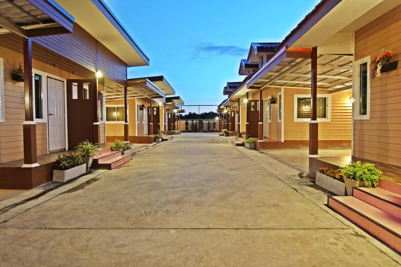 Rojanavee Resort Nakhon Nayok Buitenkant foto